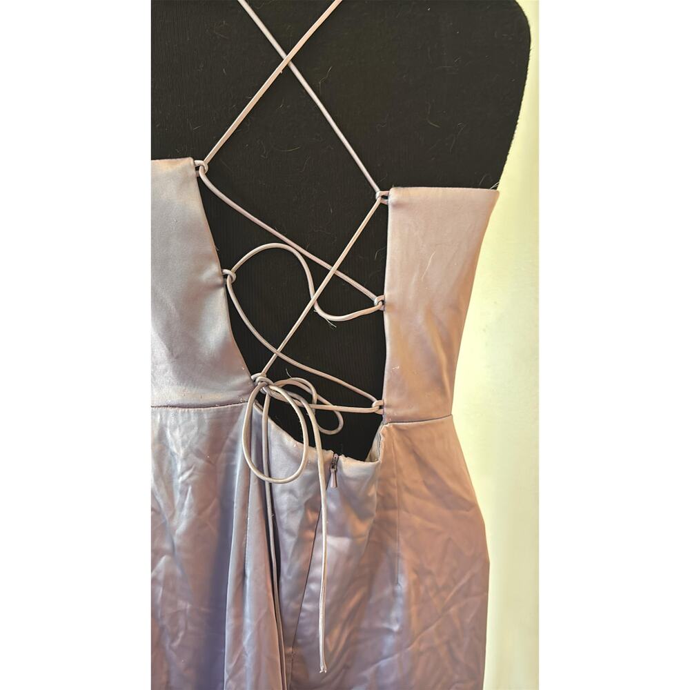 Sherri Hill - Fitted Party Dress with Bodice and Underwire - Picture 7 of 7